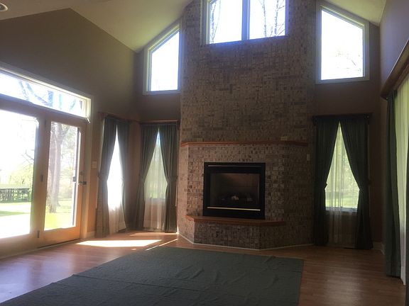 4th image of 7056 E County Road 750 N