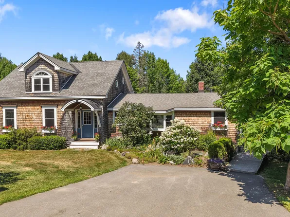315 Davis Road, Eddington, ME 04428