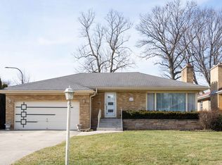 6402 N Kolmar Ave, Lincolnwood, IL