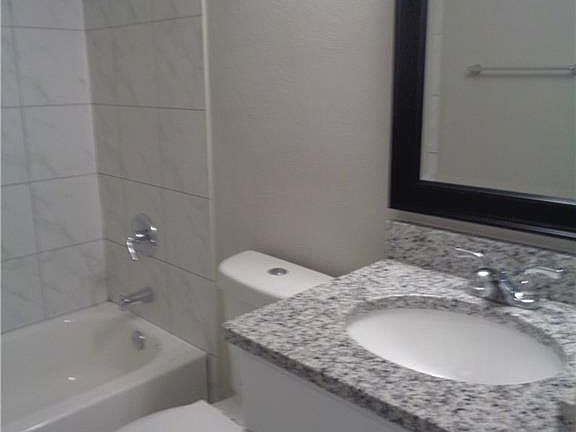 5th image of 1406 Quail Dr