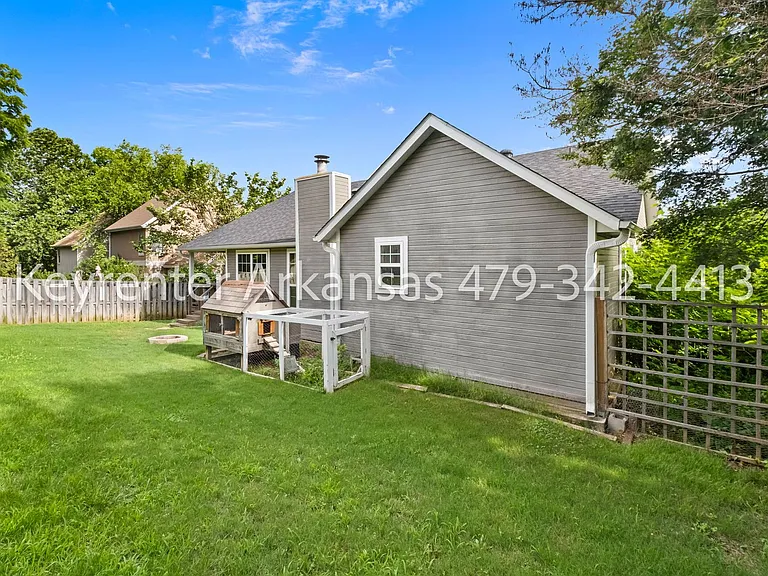 2943 E Setter St — Photo 24