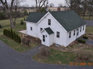 27568 N Owens Rd BLDG B, Mundelein, IL 60060