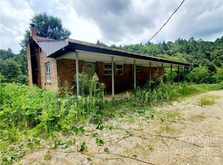 5454 State Highway 208, Marshall, NC 28753