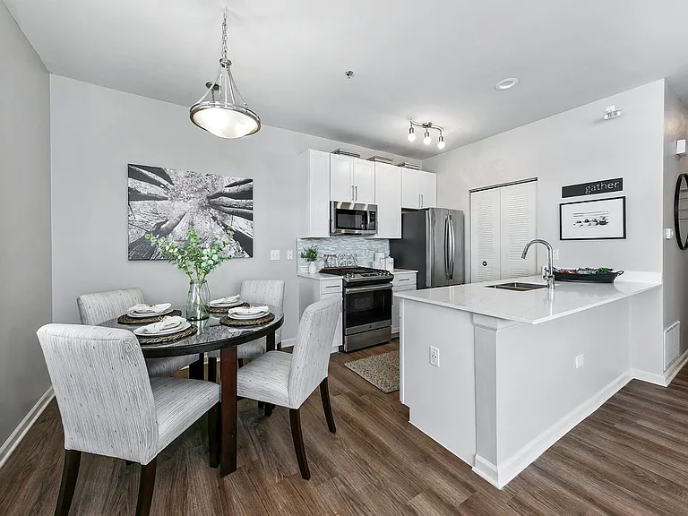 HighPoint Community Apartments — Photo 11