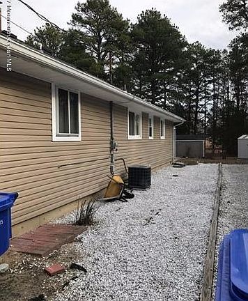 2nd image of 1649 Yorktowne Blvd