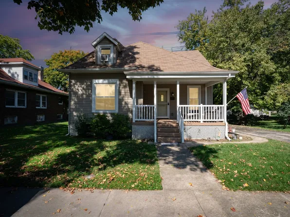 108 W Spencer St, Mc Lean, IL 61754