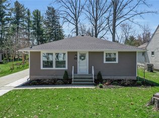 97 Huntington Ct, Hamburg, NY