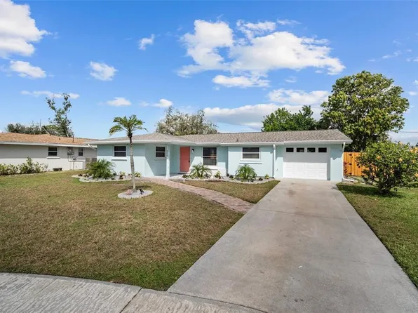 3158 Regatta Cir, Sarasota, FL 34231