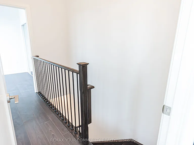 700 Sheppard Ave W #905 — Photo 17
