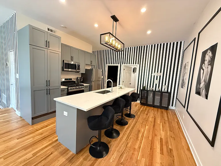 1861 N Winnebago Ave #2 — Photo 2