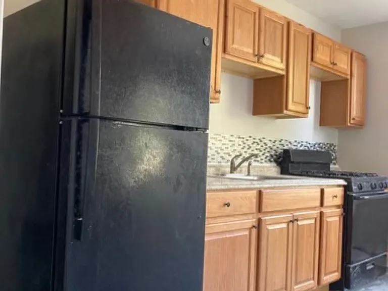 3608 Howard Park Ave — Photo 7