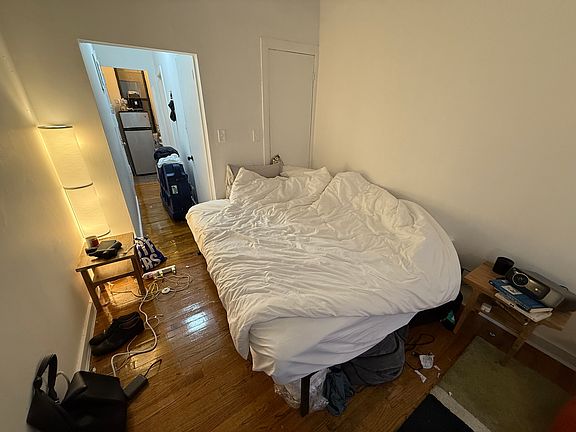 4th image of 240 W 16th St APT C2