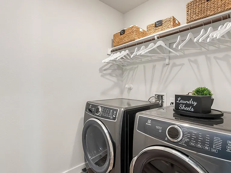 4015 Spirit Star Dr — Photo 10