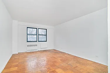 38 Holland Avenue, #2