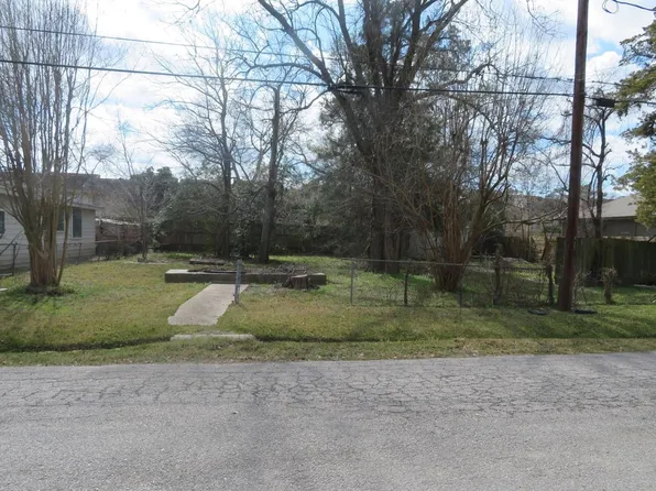 9221 Clarkcrest St, Houston, TX 77063