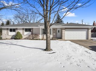 45480 Keding St, Utica, MI 48317