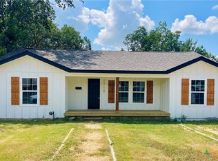 1710 Saunders St, Gatesville, TX 76528