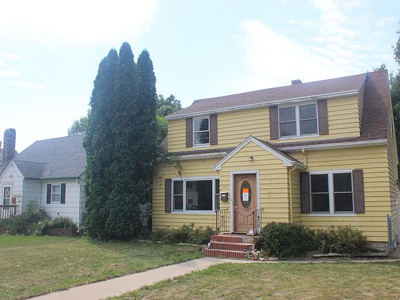 3rd image of 1017 N Main St
