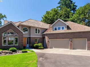 31283 SW Willamette Way W, Wilsonville, OR