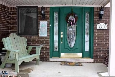 3rd image of 5317 Berwyck Dr