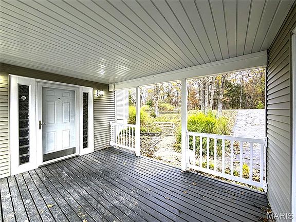 3rd image of 131 Evergreen Dr