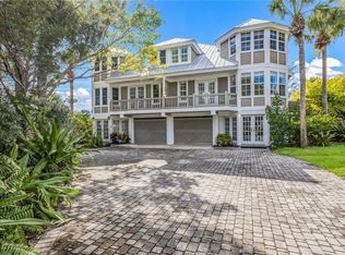 8 Seawatch Dr, Boca Grande, FL 33921