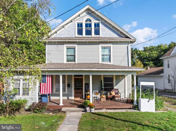 453 W Main St, Romney, WV 26757