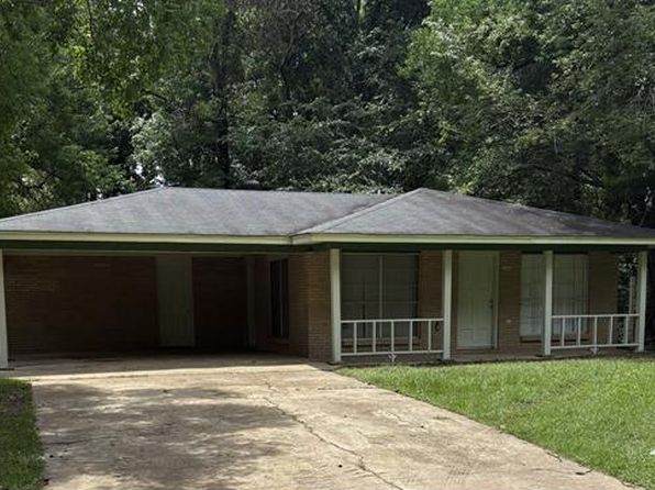 235 Ramada Cir