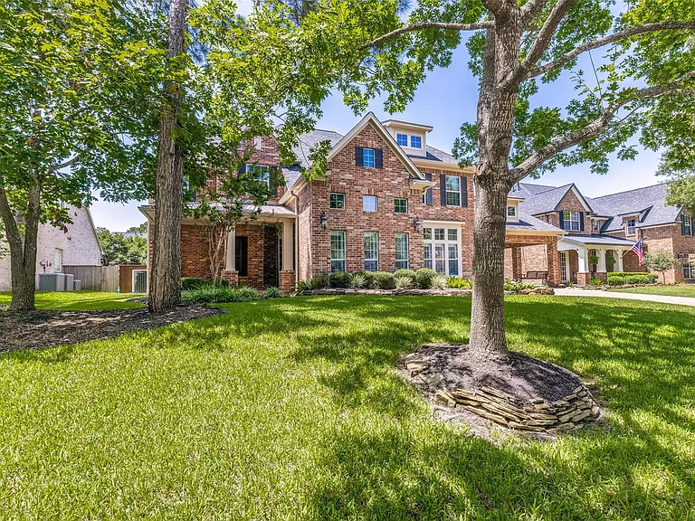 6011 Shady Alcove Ct — Photo 32