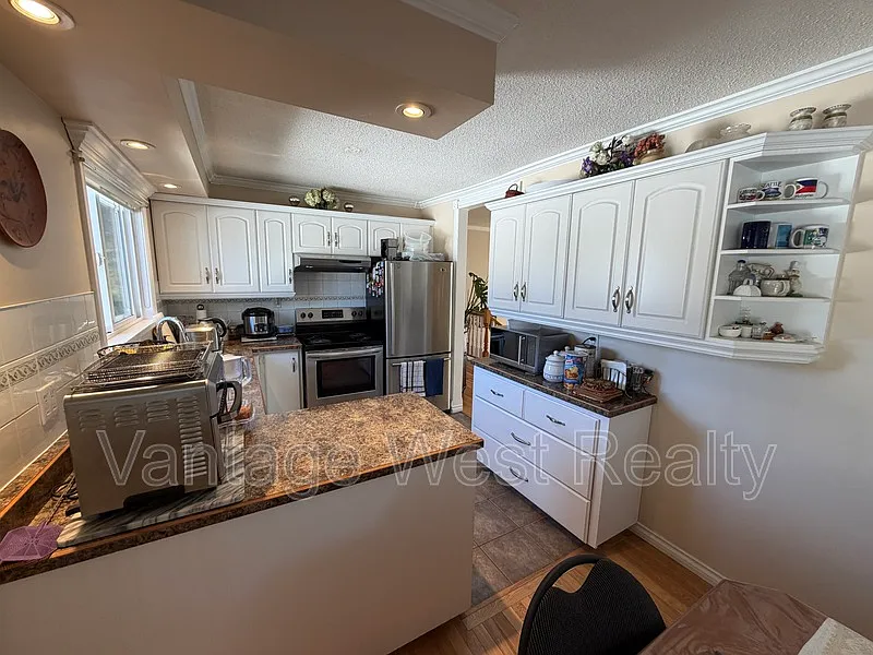 1030 Quesnel Rd