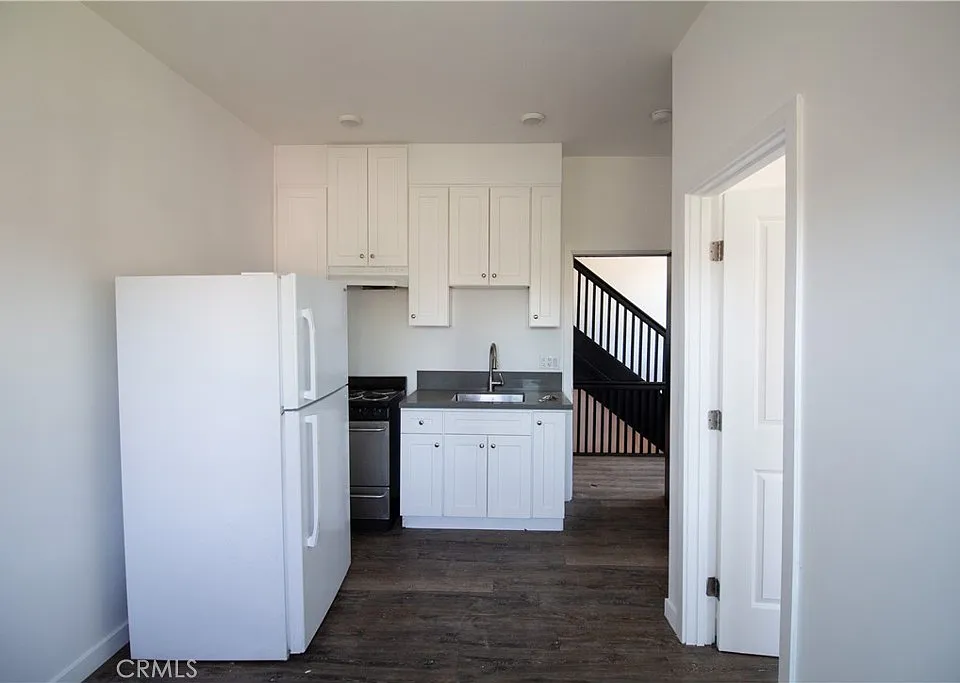 1112 Elden Ave #29