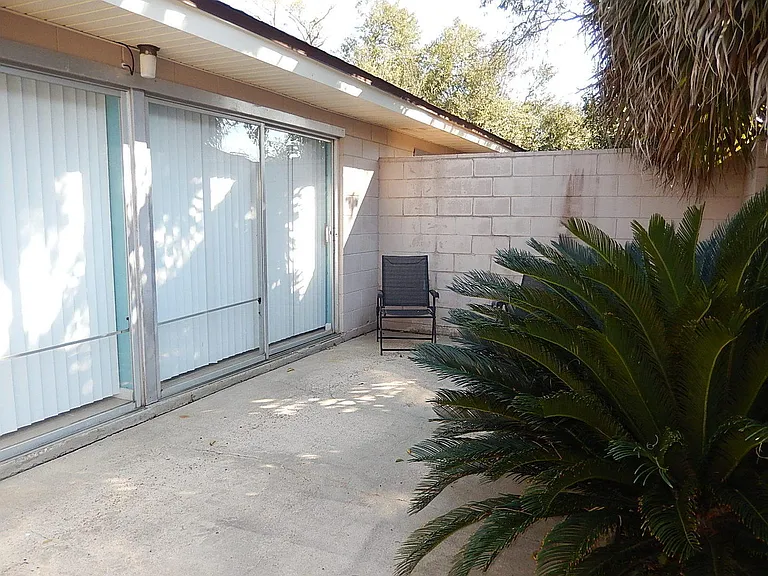 2241 W Pensacola St #48 — Photo 13