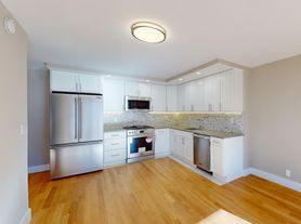 310 Greenwich St