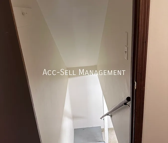 5798 Christie Ave SE — Photo 11