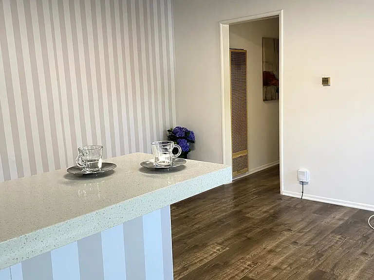 7602 Lexington Ave #12 — Photo 10