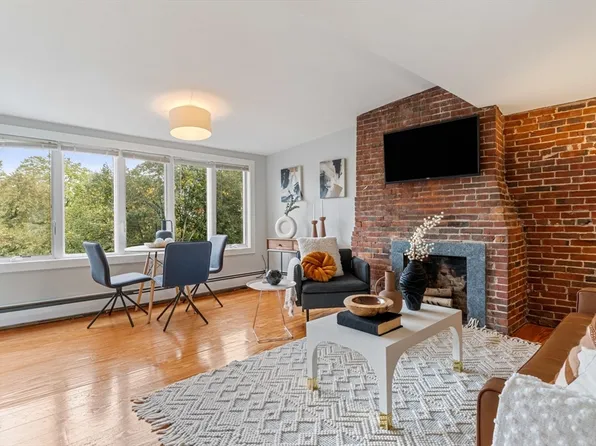 21 Harvard St #4, Charlestown, MA 02129