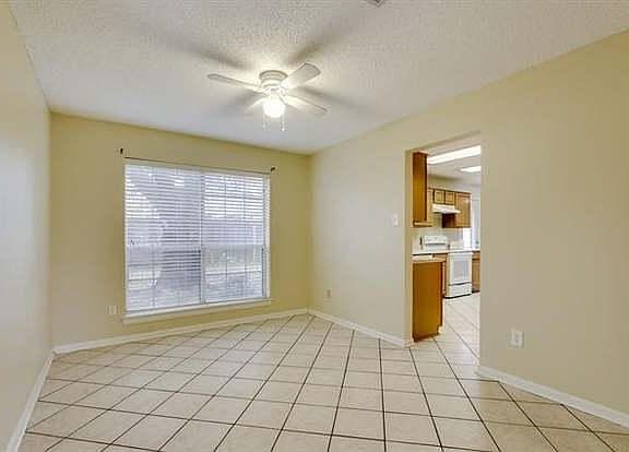 Formal dining / office