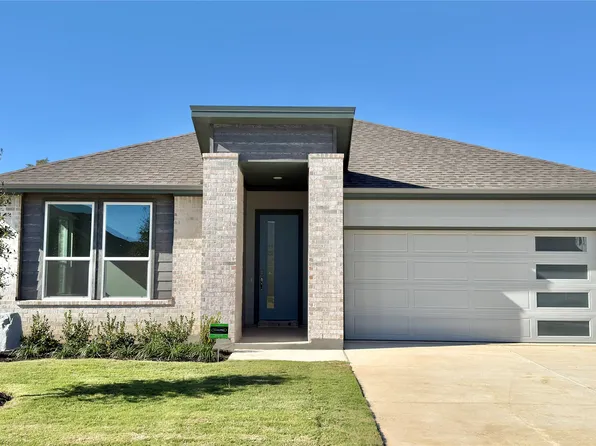 2608 McCormick St, Denton, TX 76205