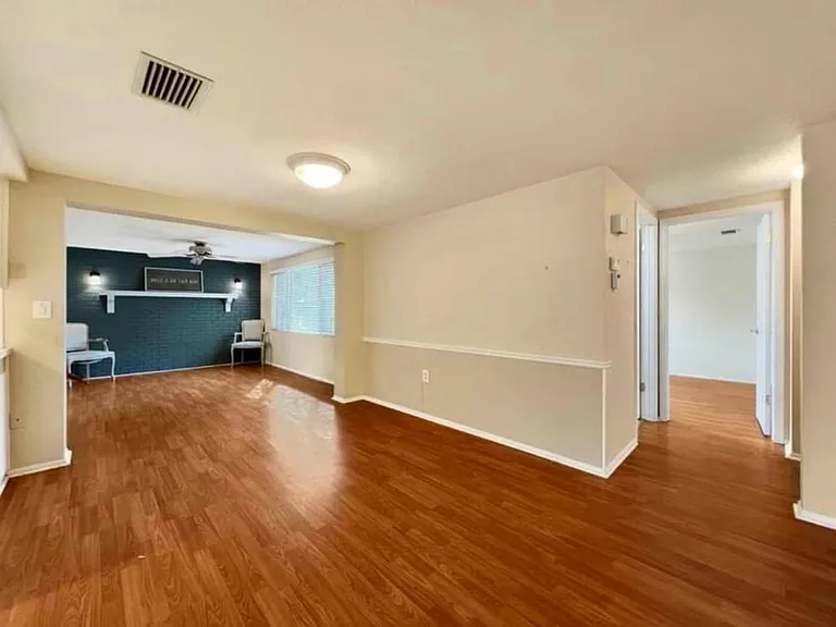 8313 Mill Creek Ln — Photo 8