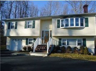 139 Blauvelt Rd, Nanuet, NY 10954