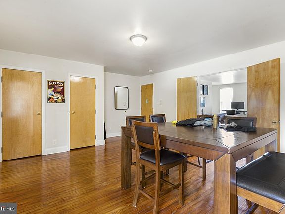3rd image of 4014 Market St Floor 3