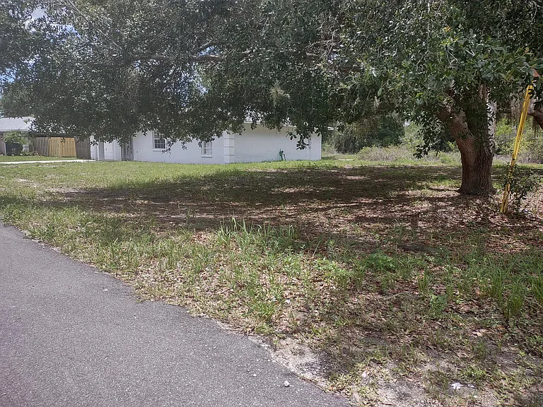 867 Lake Betty Dr — Photo 11