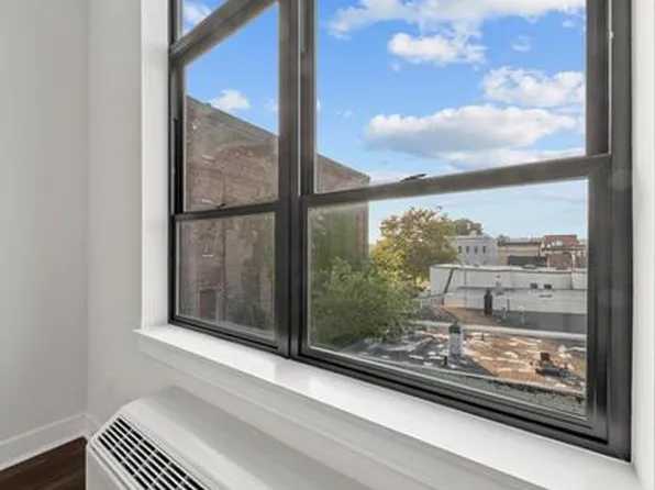 121 34th Street image 144 of 213