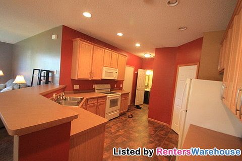 4th image of 2352 119th Ln NE