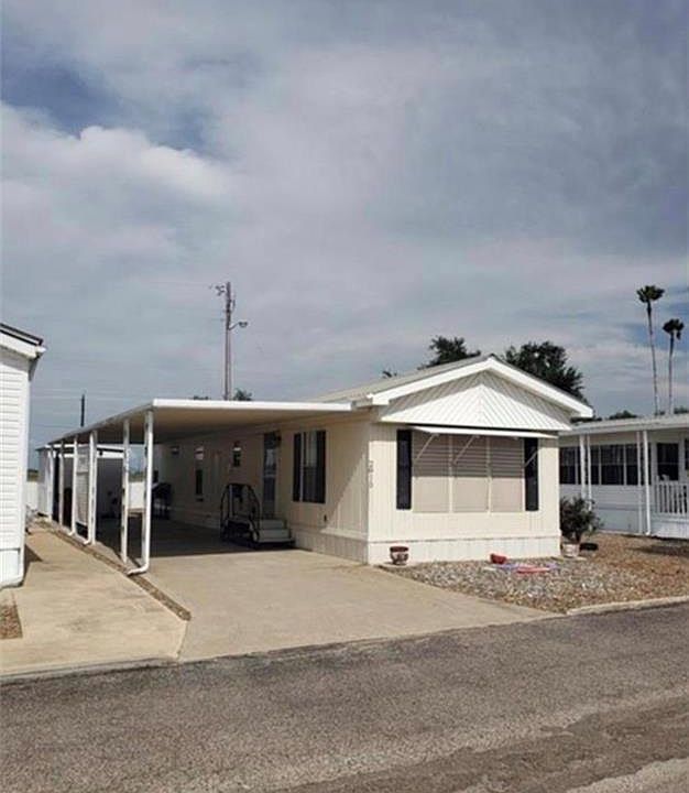 1st image of 2815 Mesa Verde Dr