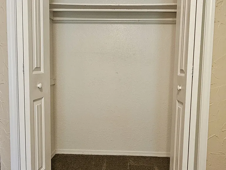 107 Foltz Ln — Photo 9