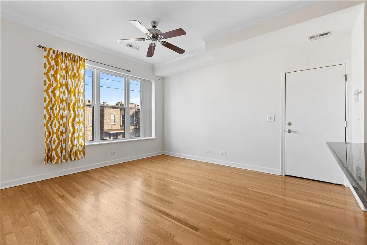 2 bed, 1100 sqft, $2,500 — Photo 3