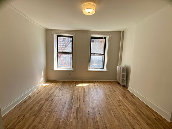 2nd image of 315 W 54th St APT 12