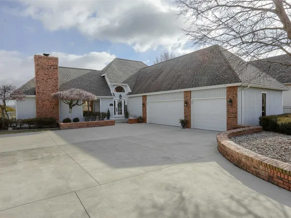 3583 River Rd, East China, MI 48054