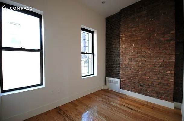 Rented by Compass | media 33